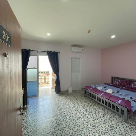 Ban Mai บ้านบัว เมืองใหม่ Baanbua Muangmai מראה חיצוני תמונה